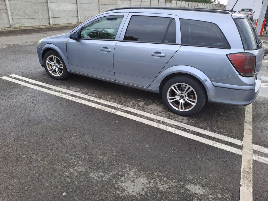 Opel astra in stare buna
