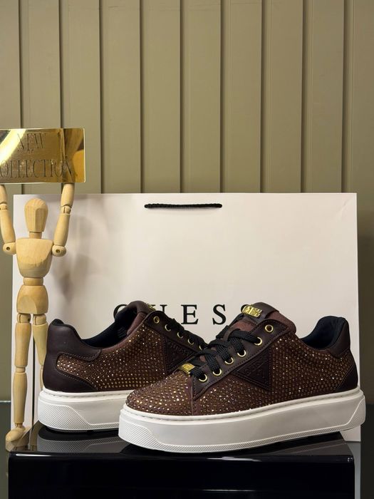 Adidasi Guess noi !!! Marimi 36/40 !!!