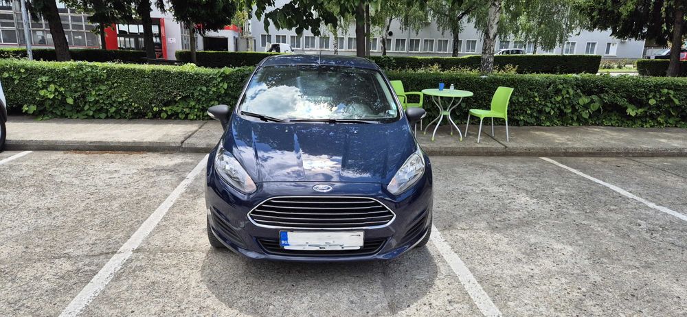 Ford Fiesta 2014• Два комплекта гуми и два ключа• Сервизна история