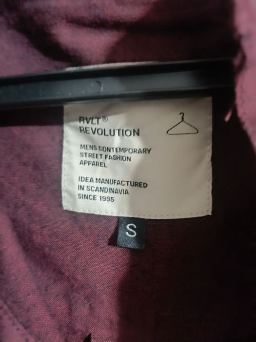 Cămașa RVLT revolution
