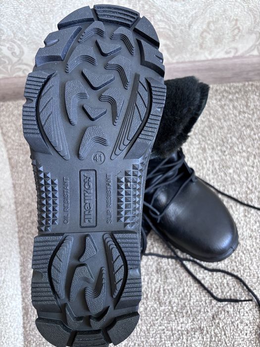 Новые зимние берцы 41 р