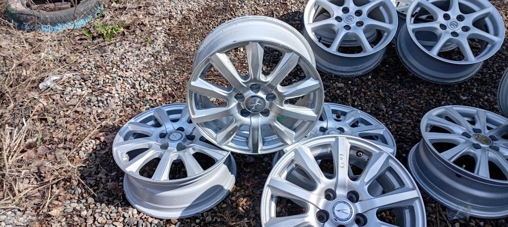 диски  на 15 5,100 ет 45