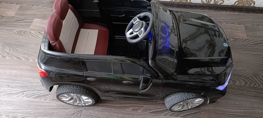 Машина на пульту управления