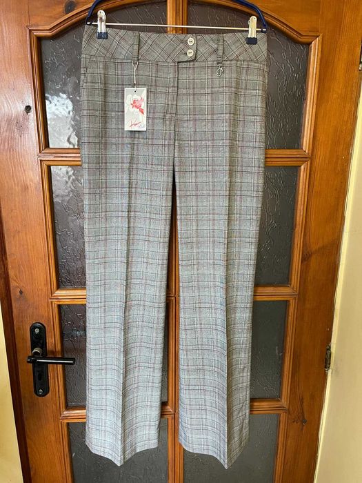 Рокля и панталон Роси - 35 лв.