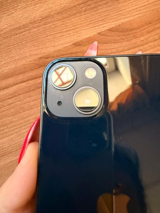 Продам Iphone 13 black