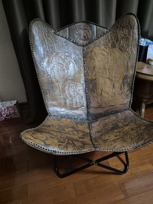 Кресла кожаные дизайнерские