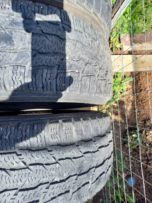 Зимни гуми 235 65 16