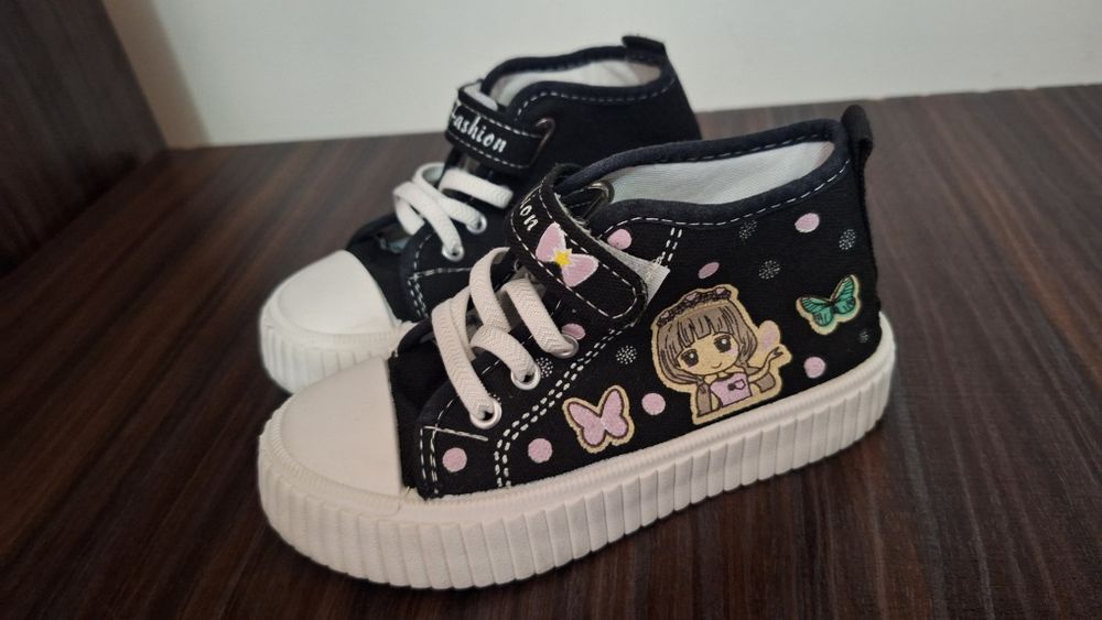 Lot tenesi marimea 27