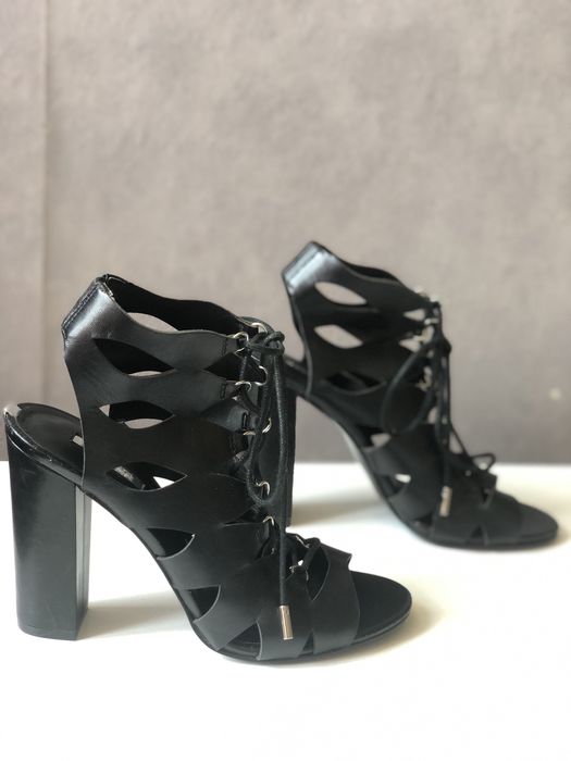 Лени боти Guess -37 размер