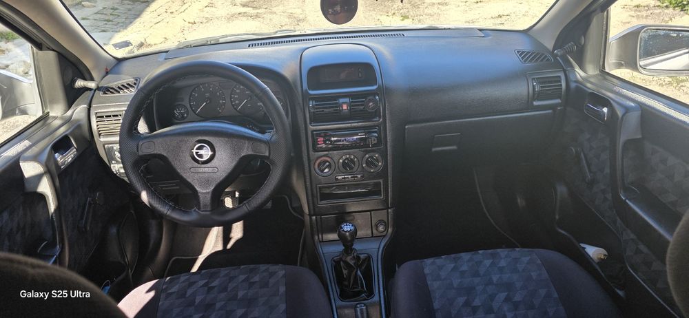 Opel Astra 1.6 75 коня