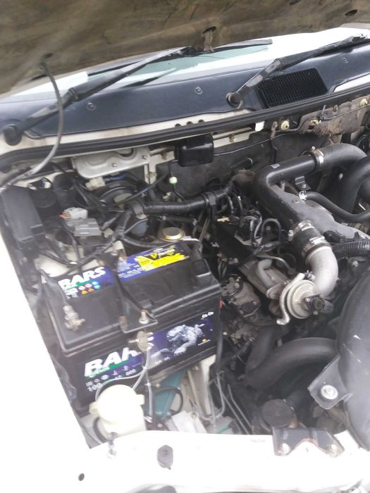 обменяю или продам авто мазда. мпв.