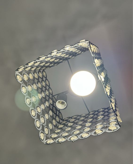 Продам люстру,состояние отличное