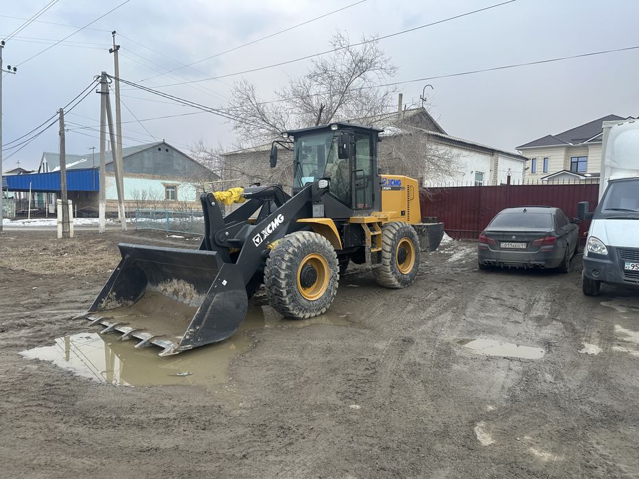 Услуги погрузчика трактор и 3в 1 трактор и камаз