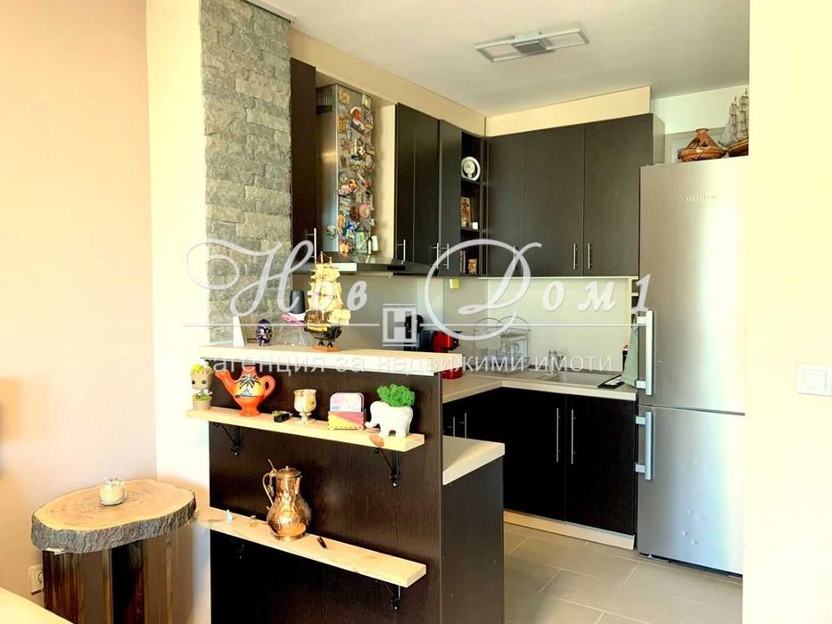 Продава се Тристаен апартамент в Варна, Лятно кино Тракия - 101 кв.м за 2357 €/кв.м - Снимка #7