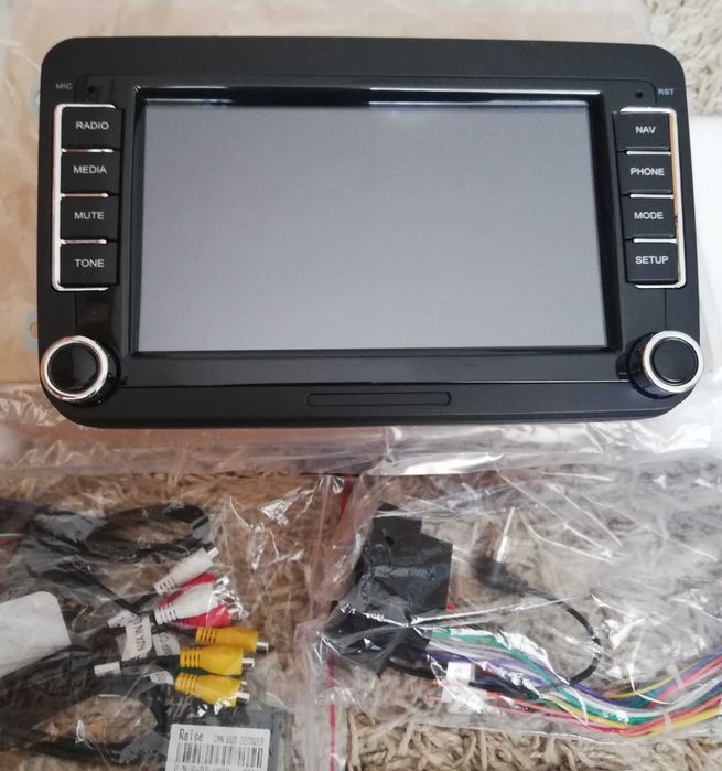 Navigatie passat b6 b7 golf 5 6 tiguan touran scirocco caddy polo eos