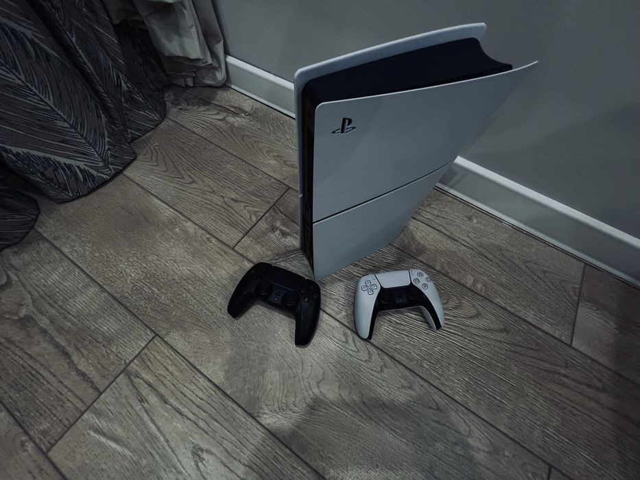Плейсштейшн 5 слим