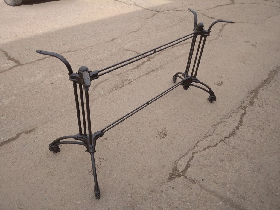 Чугунные ножки для стола