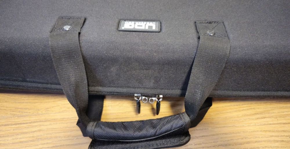 Продам фирменный сумка для диджеев UDG