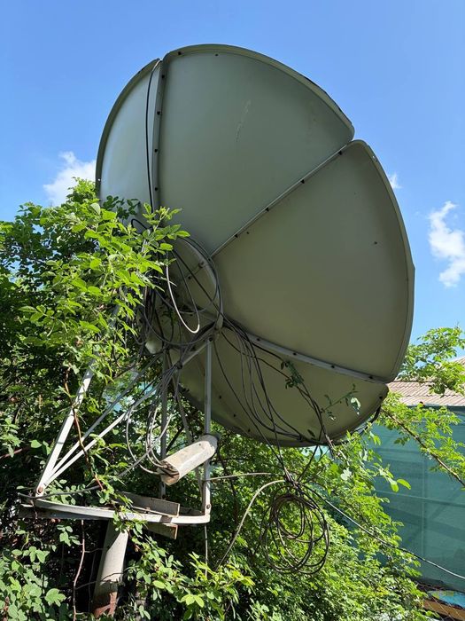 Параболическая антенна