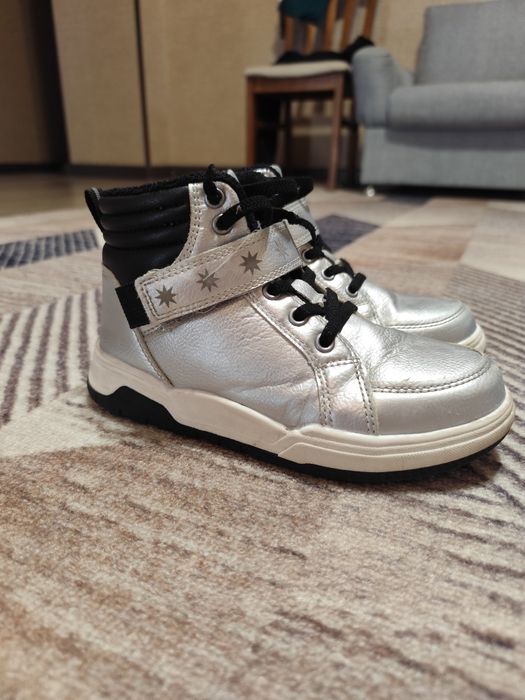 Осенние ботинки 32 размер