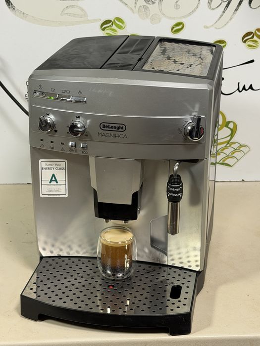 Кафемашина кафе автомат delonghi magnifica с гаранция