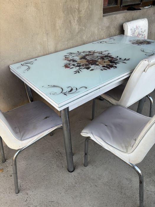 Кухня стол стулья