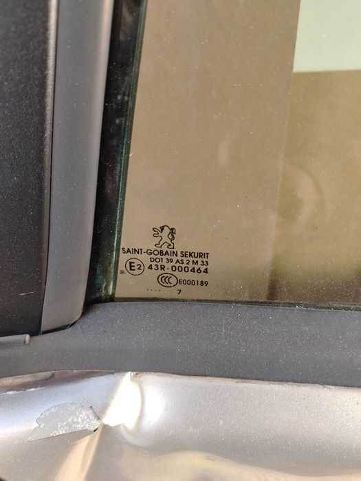 Пежо 207 на части.