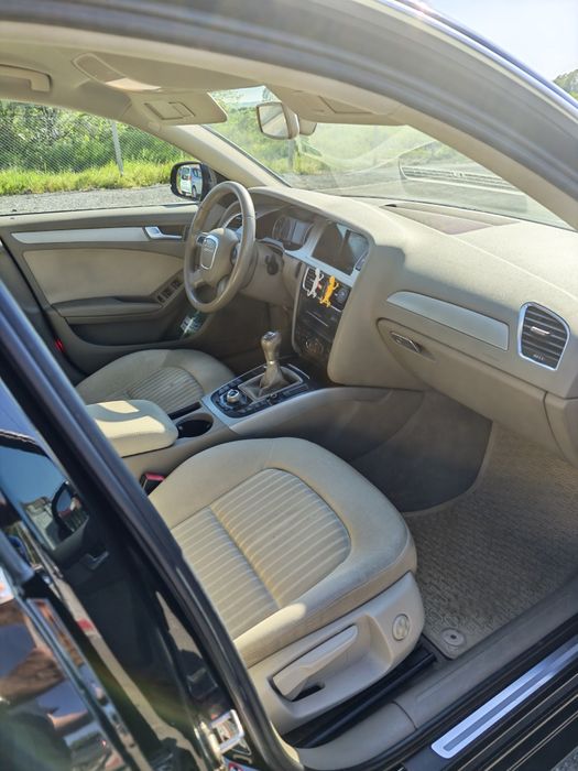 Ауди А4 б8 2.0 TDI 143к.к.