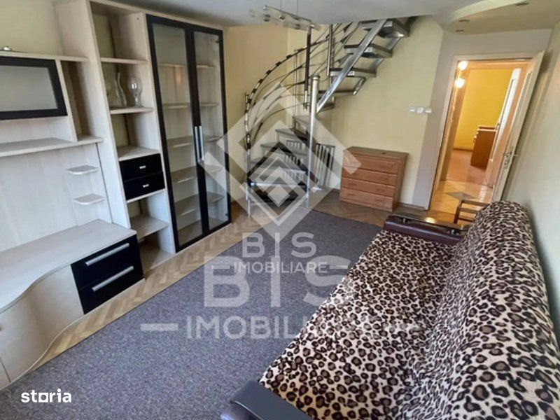 Apartament 4 camere scara interioara
