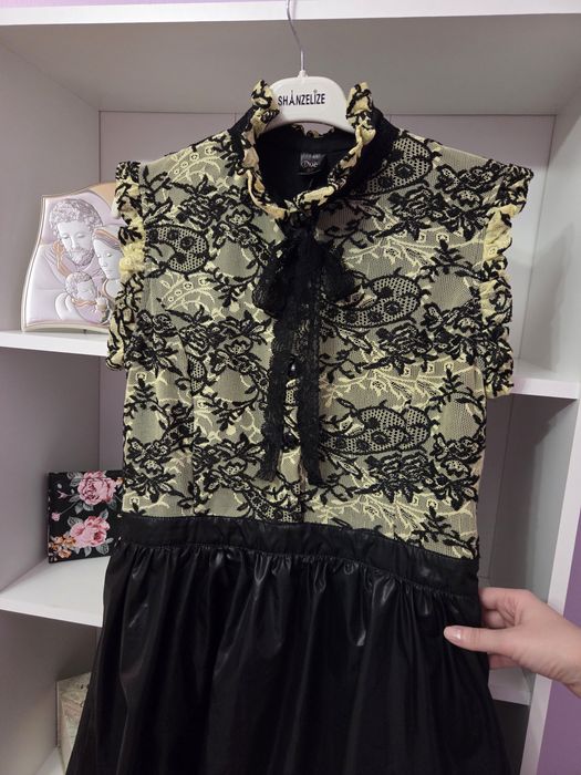 Разкошна рокля Lucy