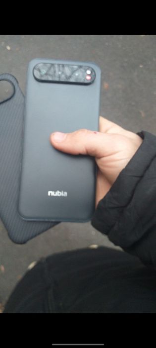 Nubia Air 256 cu 12 ram