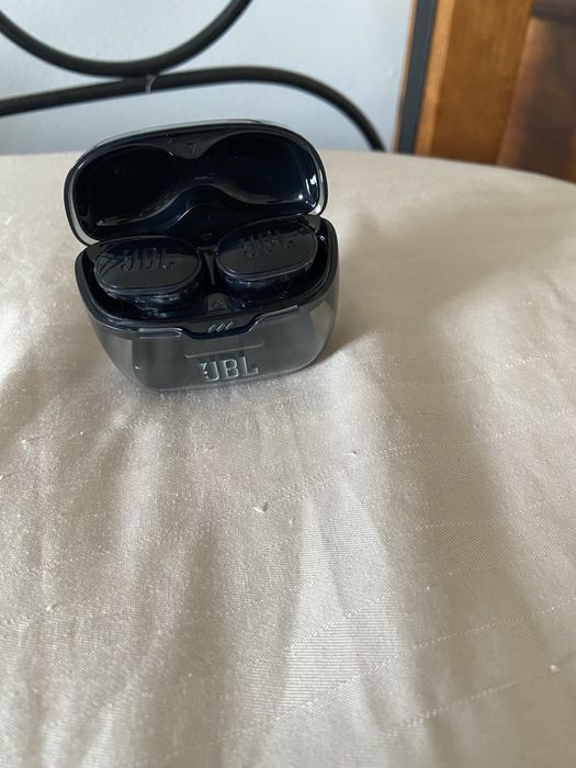 Наушники JBL Tune Buds Ghost Edition