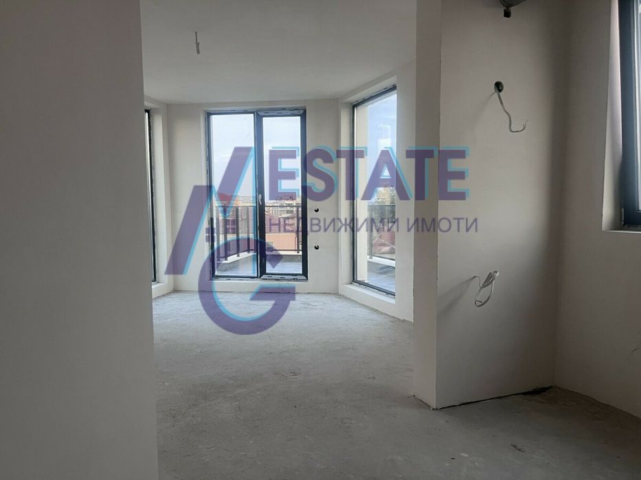 Продава се Тристаен апартамент в Бургас, Сарафово - 129 кв.м за 783 €/кв.м - Снимка #11