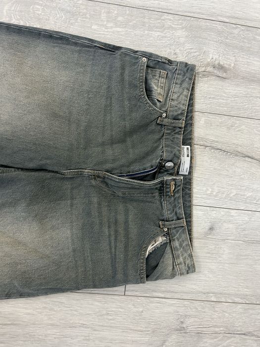 Светли дънки Bershka