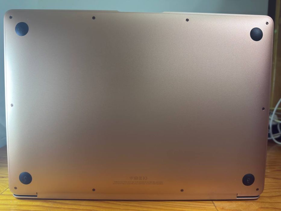 Apple MacBook Air M1