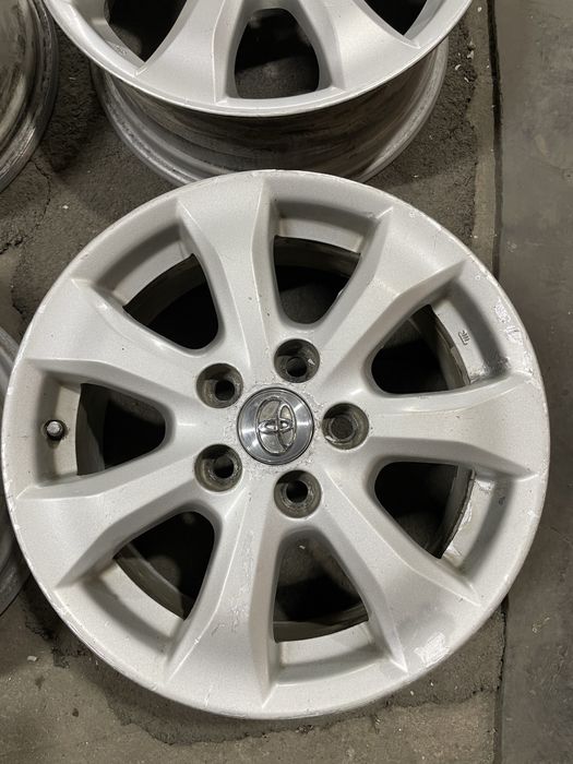 Продам диски от камри 45 р16 оригинал