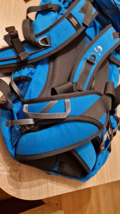 Катерачна раница Ташев Eiger40