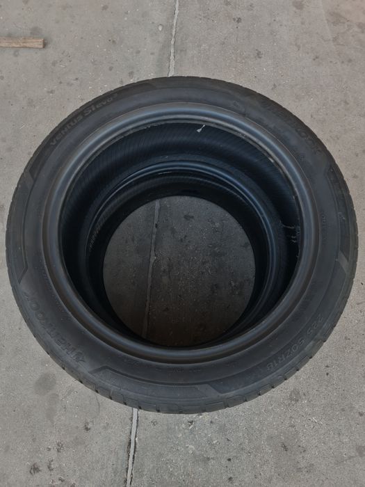Летни гуми 2 броя HANKOOK Ventus S1Evo3  225 50 R18 дот 2421