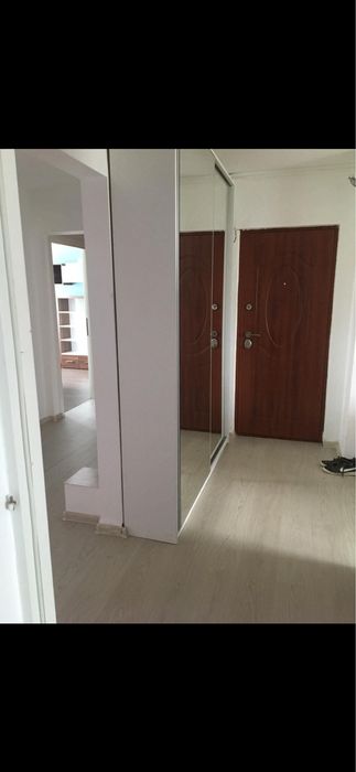 Inchiriez apartement str.Garii