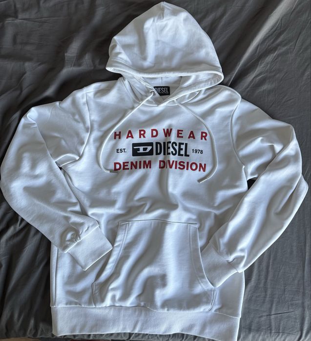 Diesel hoodie ново