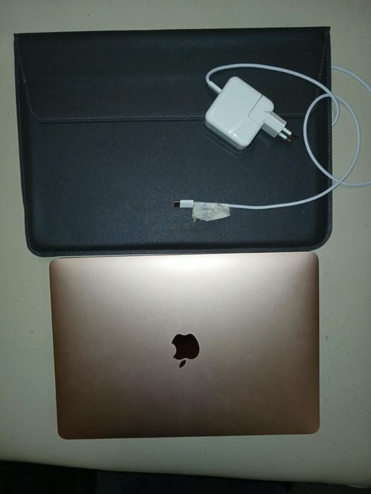 MacBook Air 13-inch