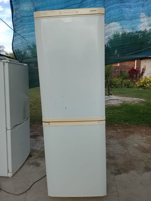 Продам холодильник Самсунг