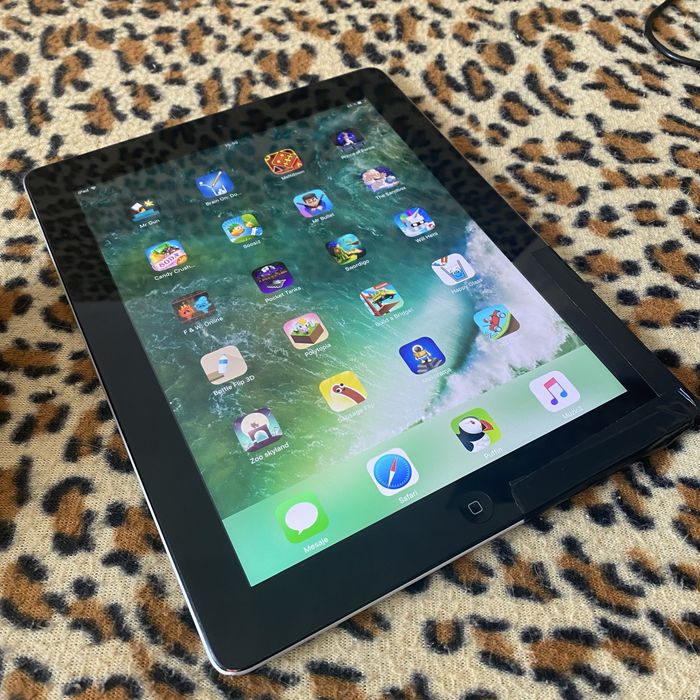 ipad 6 32gb second hand si noi de vanzare • Anunturi • OLX.ro