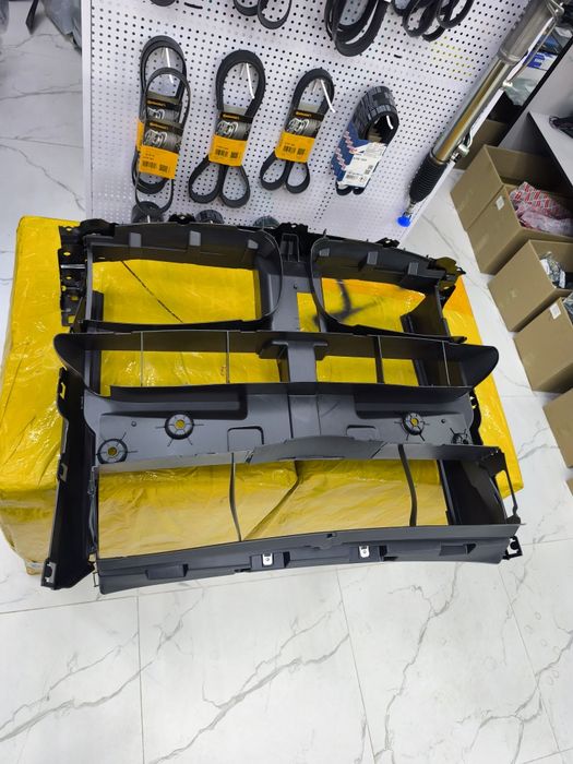 Диффузор BMW F15 радиатора