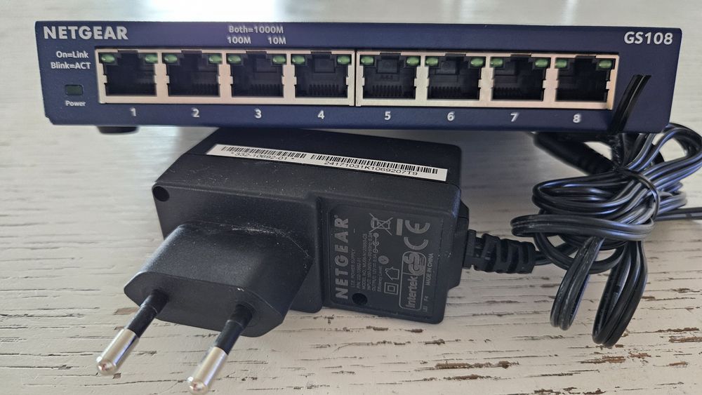 Switch NETGEAR GS108 v4