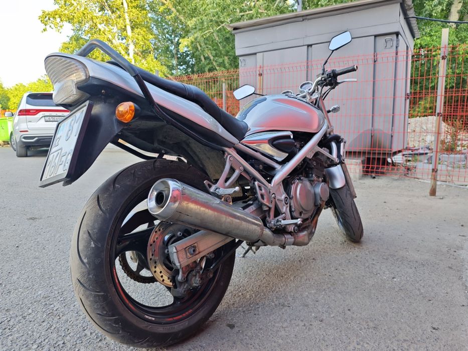 Мотоцикл Suzuki Bandit GSF250