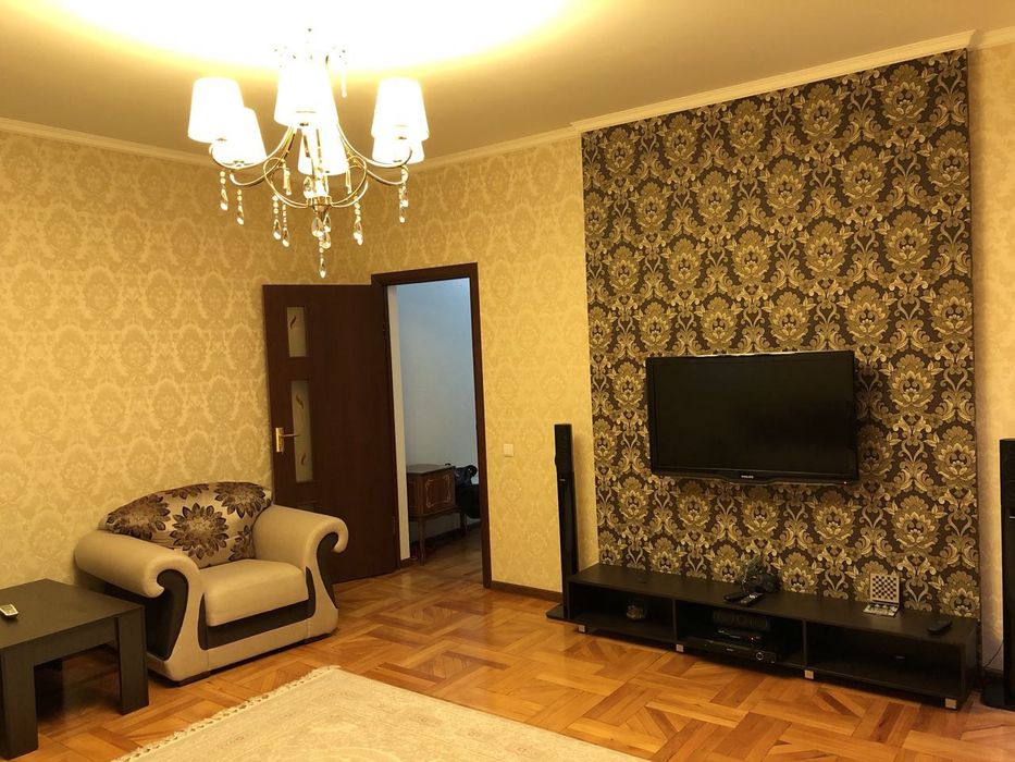 2/4/4 ул.Саид Барака ориентир Корзинка ГУВД с мебелью и техникой