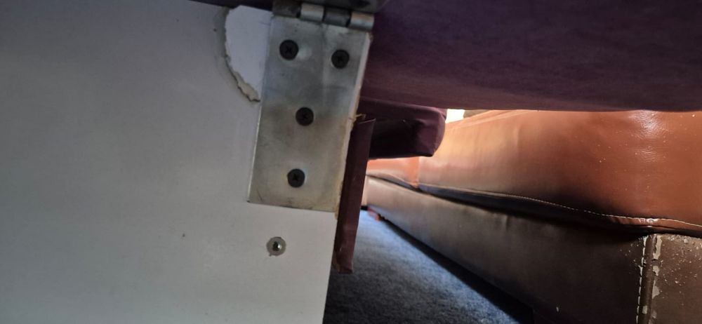 Продам диван тахта