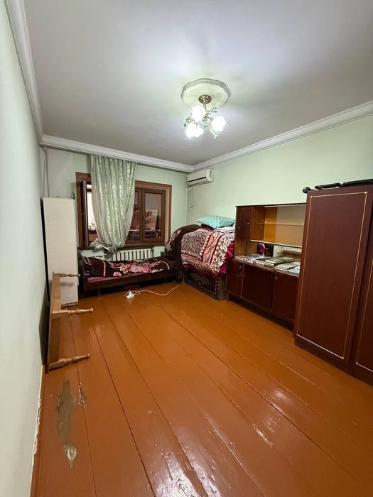 4х комнатная квартира на первом этаже возле рынка Чарсу 82,5 м²