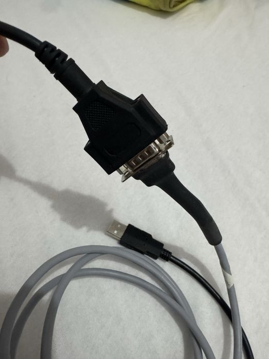 Tester industrial Kvaser Leaf Light v2